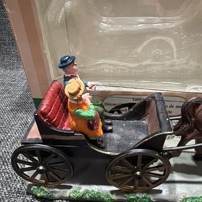 Vintage Lemax Carole Towne Buggy Ride Horse Carriage Courting Christmas Village - Thumbnail 3