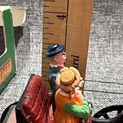 Vintage Lemax Carole Towne Buggy Ride Horse Carriage Courting Christmas Village - Thumbnail 16