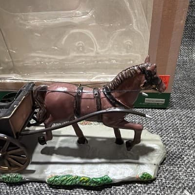 Vintage Lemax Carole Towne Buggy Ride Horse Carriage Courting Christmas Village - Thumbnail 2