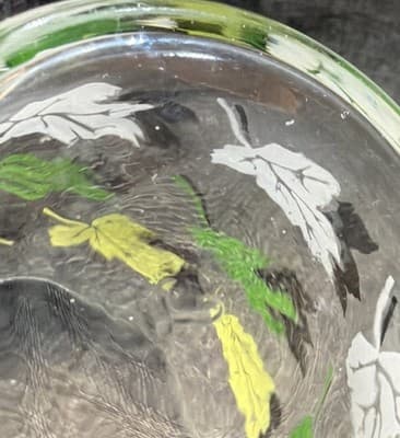 Vintage Libbey Green Leaves Pattern 7-inch Glass Shaker Vase 1950s-60s MCM - Thumbnail 7