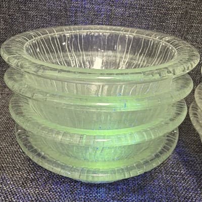 Vintage 6” Bark Or Ice Glass Dessert Or Soup Bowls With Lip Set of 8 Clear Glows - Thumbnail 3