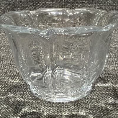 Beacon by FOSTORIA Mayonnaise Clear - Manganese UV Reactive 2469 Condiment Dish - Thumbnail 7