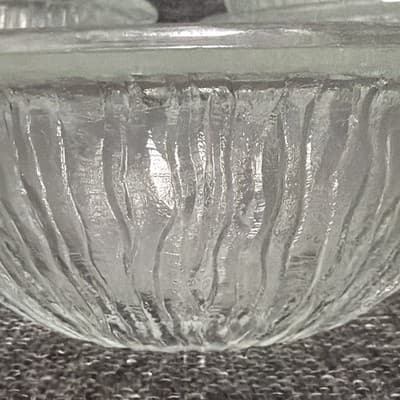 Vintage 6” Bark Or Ice Glass Dessert Or Soup Bowls With Lip Set of 8 Clear Glows - Thumbnail 10