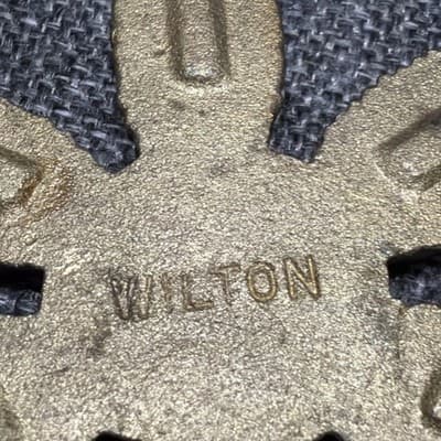 Vintage WILTON Ornate Cast Brass 3 Footed Trivet 6 Point Star Or Flower 5” - Thumbnail 8
