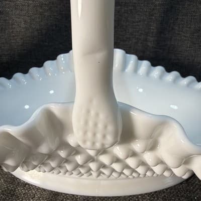 Large Oval Glass Fenton Fruit Basket Hobnail Handled Milk Glass Brides Flower - Thumbnail 2