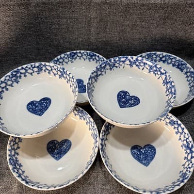 6 Hearts Cereal Soup Bowl 6 1/2" Tienshan Folk Craft Stoneware White Blue Sponge - Thumbnail 3