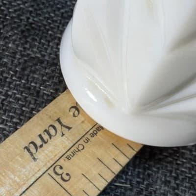 Set of 2 - Vintage MCM Hoosier White Milk Glass Bud Vase Starburst Pattern 9” - Thumbnail 13