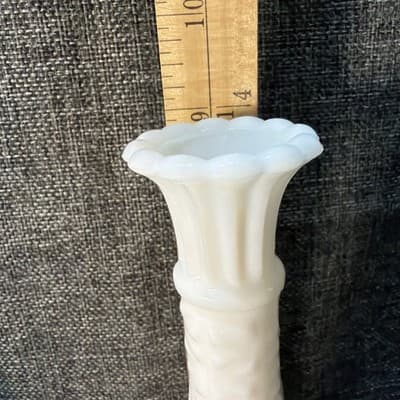 Vtg Lot 8 Stars & Bars White Milk Glass Bud Vase Event Wedding Cottage 9" And 6” - Thumbnail 17