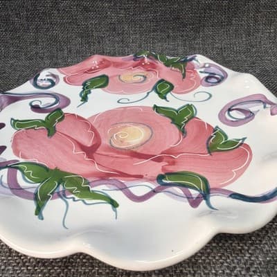 Jan Pugh Signed Triumph Treasure Pottery Plate Hand-Painted Floral Ruffled Edge - Thumbnail 2