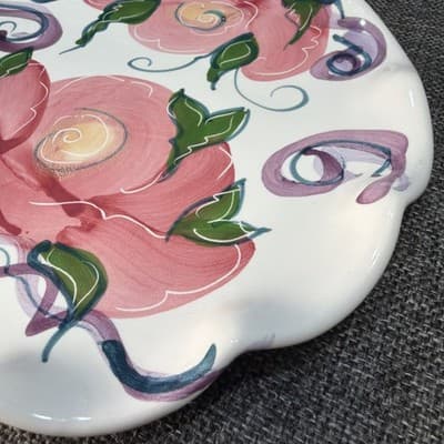 Jan Pugh Signed Triumph Treasure Pottery Plate Hand-Painted Floral Ruffled Edge - Thumbnail 3