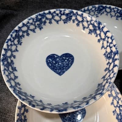 6 Hearts Cereal Soup Bowl 6 1/2" Tienshan Folk Craft Stoneware White Blue Sponge - Thumbnail 4