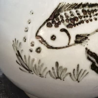 Vintage Japanese Studio Porcelain Vase Signed Kohara 古原 Hand Painted Fish 9" - Thumbnail 4