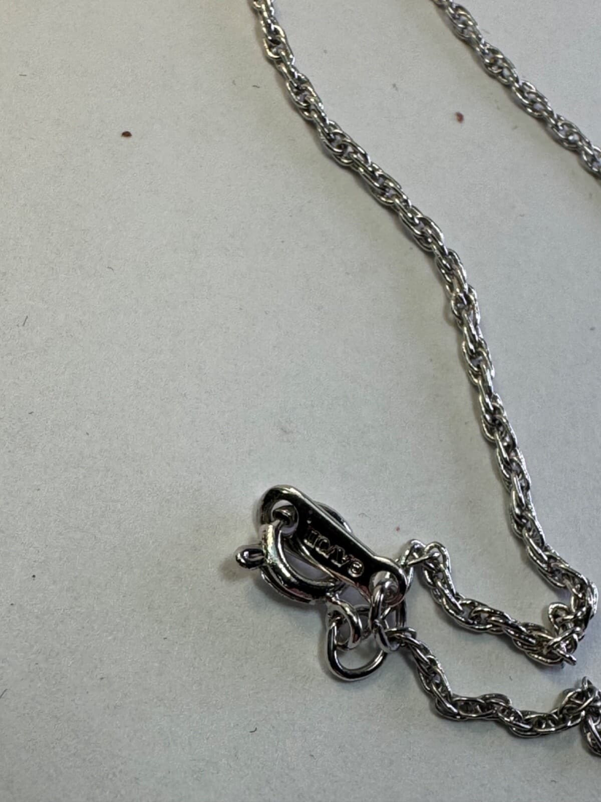 Vintage AVON Chain Necklace Bow Pendent Silver Tone 18” Jewelry - Thumbnail 5