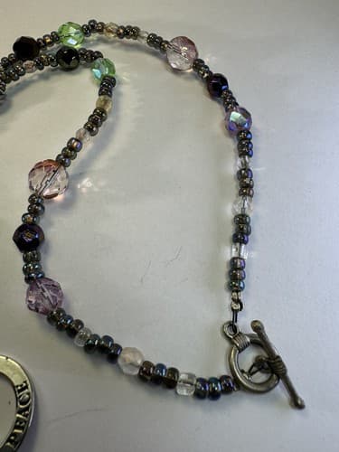 Purple Green Pink Silver Metallic Beaded Necklace Peace 11” Jewelry - Thumbnail 4