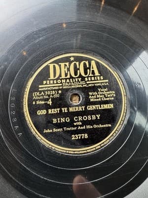Lot Of 4 Different Bing Crosby 78 RPM Decca records Shellac - See Description - Thumbnail 5