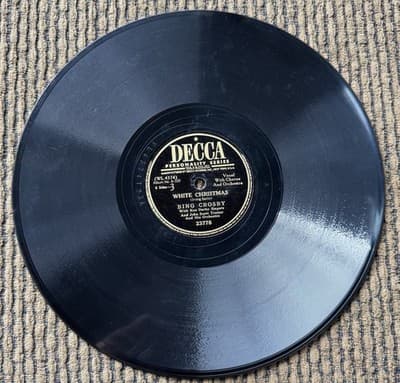 Lot Of 4 Different Bing Crosby 78 RPM Decca records Shellac - See Description - Thumbnail 2