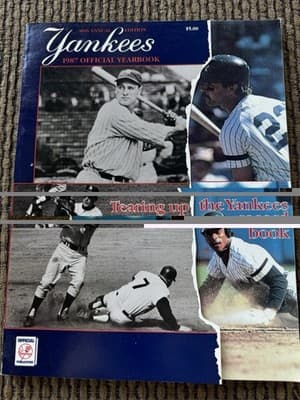 Lot Of 3 New York Yankees Yearbooks - 1977, 1980, 1987 - Thumbnail 12