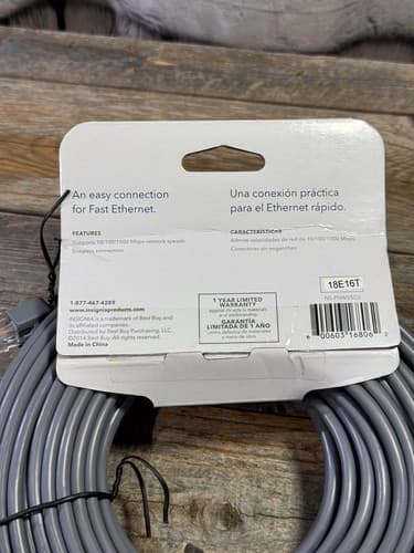 Cat-5e Network Cable 100 ft 1000 mbps Insignia brand New Snagless Connector - Thumbnail 4