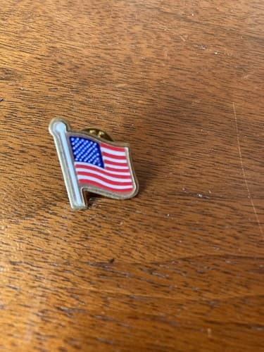 2 American Waving Flag Lapel Pins Hat Patriotic U.S. USA U.S.A. Military Gov - Thumbnail 2
