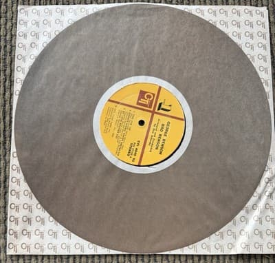 Lot Of 2 George Benson Vinyl LP Records - White Rabbit - Bad Benson - Thumbnail 8