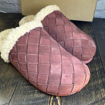 CUSHIONAIRE Cliché Genuine Suede Woven Mule Slippers Women 9M - Indoor Outdoor - Thumbnail 5