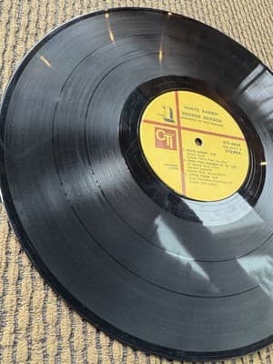 Lot Of 2 George Benson Vinyl LP Records - White Rabbit - Bad Benson - Thumbnail 21