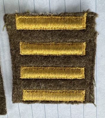 Vintage Lot Of 2, WWII, US Army Overseas Patches Four Bars, 2 Years - Original - Thumbnail 2