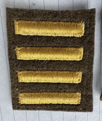 Vintage Lot Of 2, WWII, US Army Overseas Patches Four Bars, 2 Years - Original - Thumbnail 3