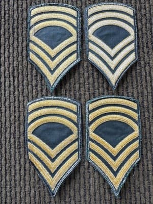 Lot Of 4 Vintage, WWII, United States Sergeant Army Patches-Original-Great Shape - Thumbnail 6