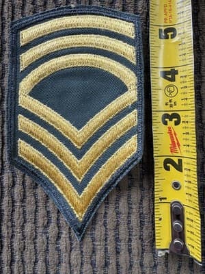 Lot Of 4 Vintage, WWII, United States Sergeant Army Patches-Original-Great Shape - Thumbnail 11