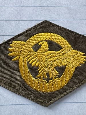 VINTAGE WWII PATCH, U.S MILITARY RUPTURED DUCK, HONORABLE DISCHARGE - ORIGINAL - Thumbnail 2