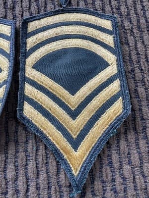 Lot Of 4 Vintage, WWII, United States Sergeant Army Patches-Original-Great Shape - Thumbnail 5
