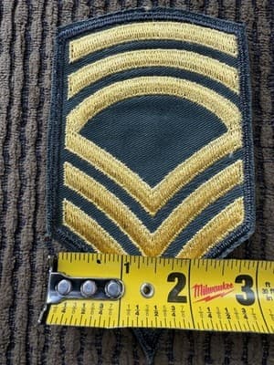 Lot Of 4 Vintage, WWII, United States Sergeant Army Patches-Original-Great Shape - Thumbnail 12