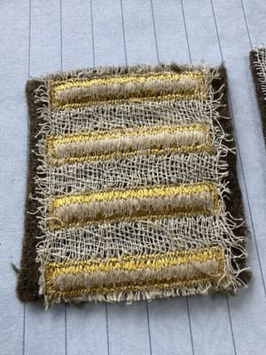 Vintage Lot Of 2, WWII, US Army Overseas Patches Four Bars, 2 Years - Original - Thumbnail 5