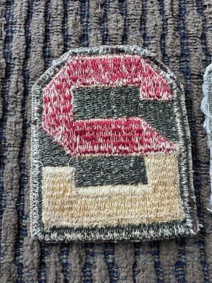 VINTAGE LOT OF 2, US ARMY, 2ND ARMY PATCHES, WWII - ORIGINAL - GREAT SHAPE! - Thumbnail 5