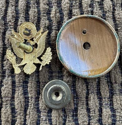 Vintage Original, WWII, US Army Enlisted Hat Cap Badge Pin, Screw Back - Thumbnail 3