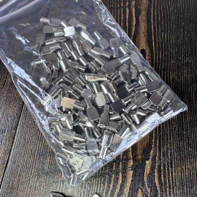 100 + Pcs Shelf Pins Pegs Spoon Shape Nickel Plated Shelf Support Bookshelf - Thumbnail 3