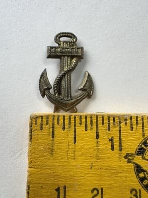 Vintage, WWII, Anchor & Rope Lapel Pin, Gold Color, Metal - Original - Thumbnail 4