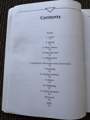 2 Music Books -The Complete Guitarist -Beginning Songwriter’s Answer Book -1993 - Thumbnail 4