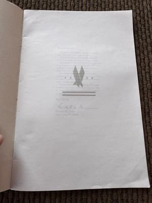 4 Different American Airlines Flagship First Class 1994 Menus - Thumbnail 17