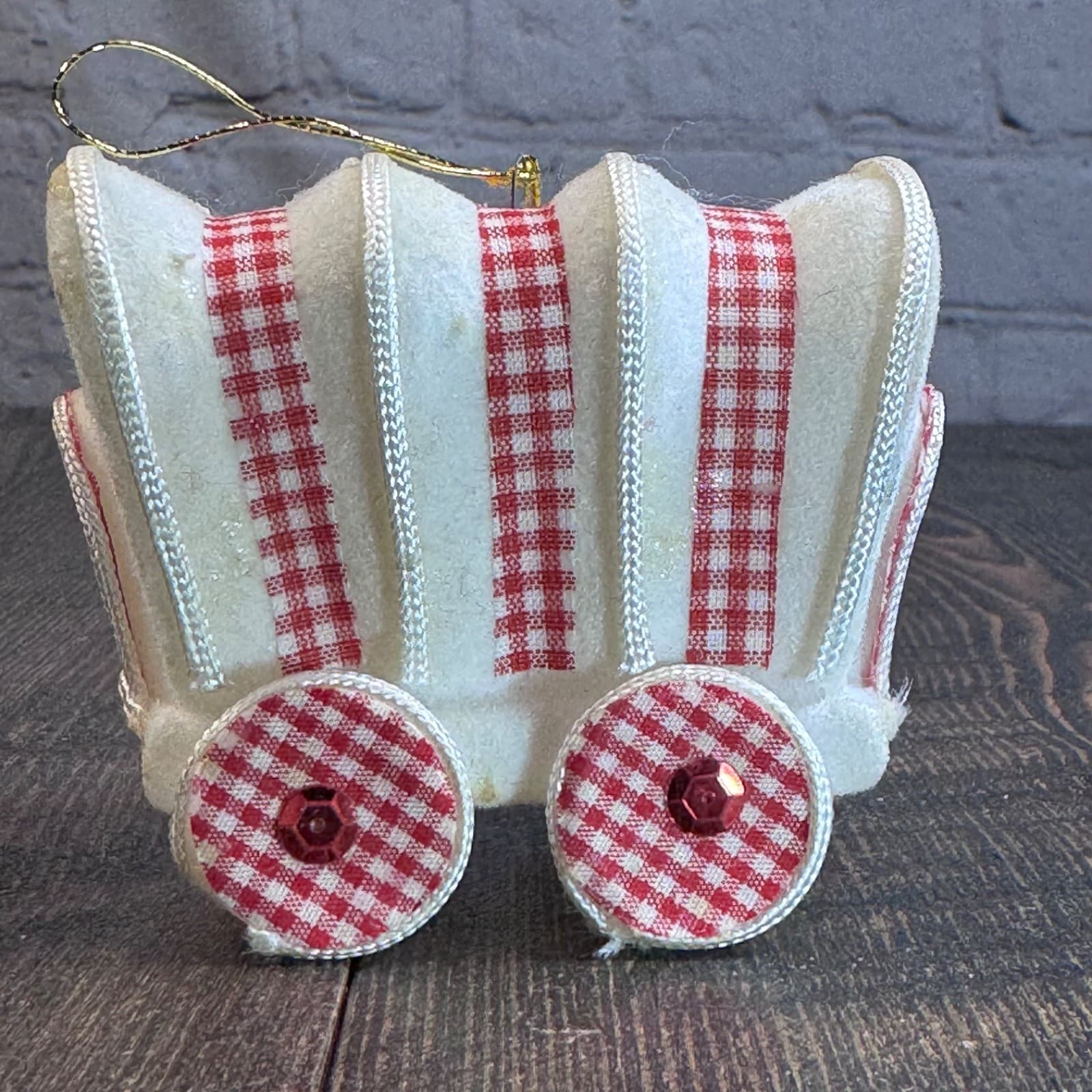 Vintage Christmas Holiday Tree Ornament - Covered Wagon Red Plaid