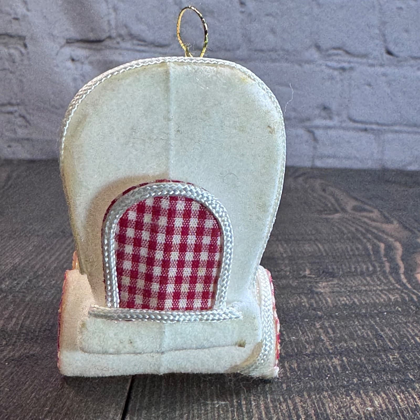 Vintage Christmas Holiday Tree Ornament - Covered Wagon Red Plaid - Thumbnail 2