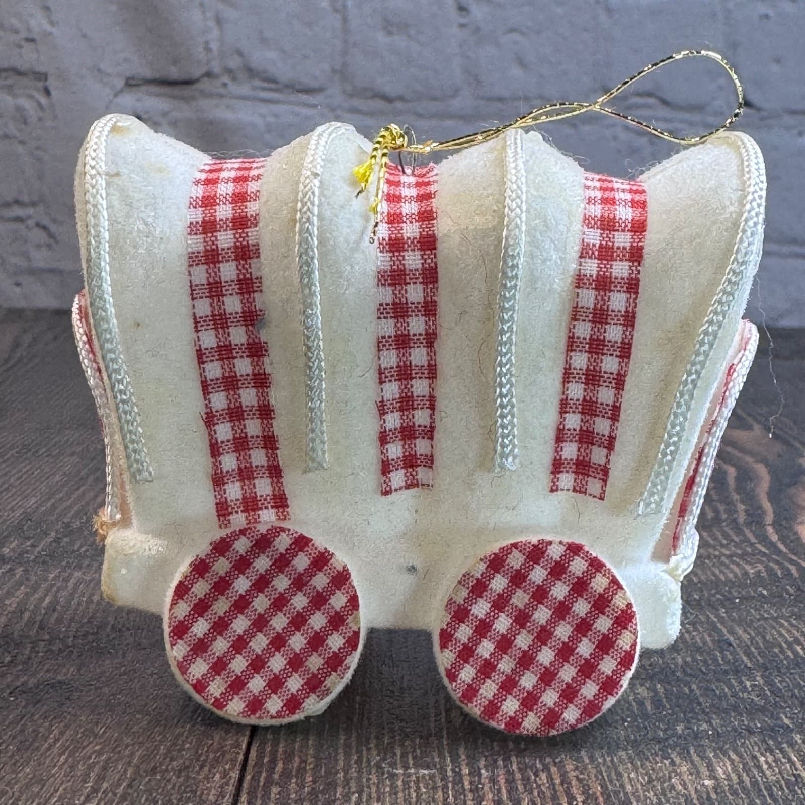Vintage Christmas Holiday Tree Ornament - Covered Wagon Red Plaid - Thumbnail 3