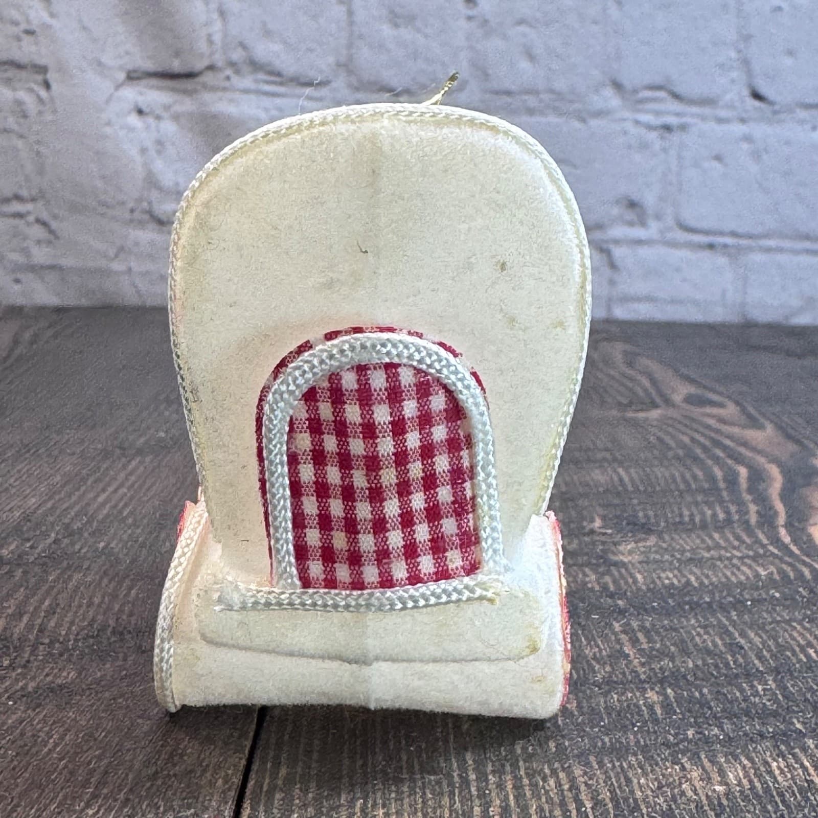Vintage Christmas Holiday Tree Ornament - Covered Wagon Red Plaid - Thumbnail 4