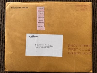 Ronald And Nancy Reagan/White House 8x10 Postcards With White House Envelope - Thumbnail 6