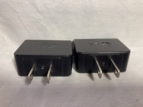 LOT OF 2 LG STA-U17WT And STA-U17WR USB Travel Charger Power Adapter Brick - Thumbnail 2