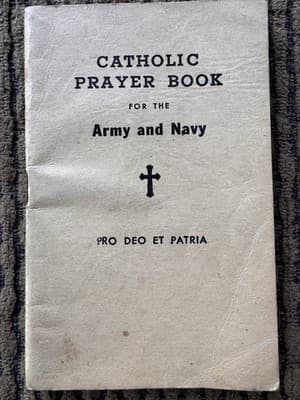 5 Vintage WWII Era, Army/Navy-Catholic Prayer Books - Song Book-Going Home Books - Thumbnail 7