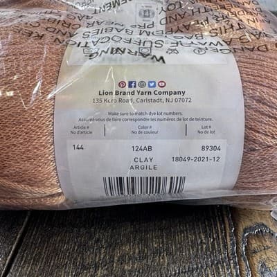 (3 Pack) Lion Brand Yarn *144 - 124AB - Clay * Lazy Days - Polyester - Lot 89304 - Thumbnail 4