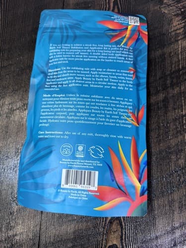 NEW Beauty By Earth Self Tanner Exfoliation & Application Kit (Glove & Mitts) - Thumbnail 5