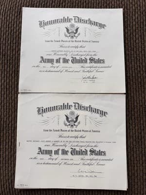 Vintage WWII Era US Army Honorable Discharge Papers & Records, W/Leather Folder - Thumbnail 4